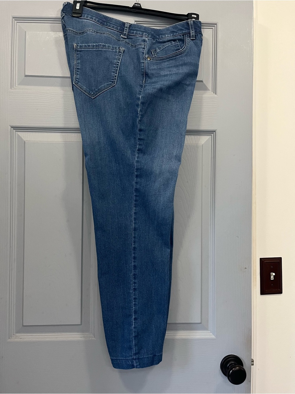 Christopher & Banks Straight Leg Jeans in Medium Blue Wash